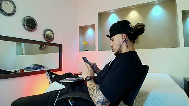 austin collinss online show from 01.25.25