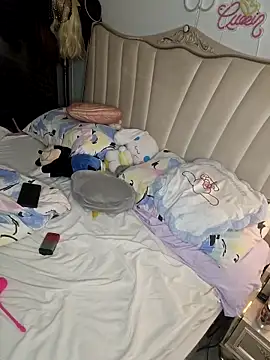 Sparkle2206 online show from 04.20.26