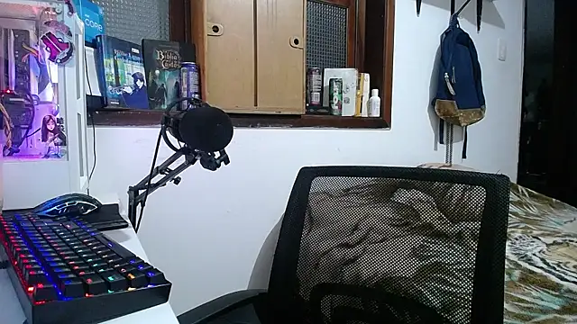 esjrobles online show from 01.31.25