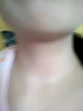 Snapshot of Anki-doll chatting on 10.17.25 Anki-doll online show from 10.17.25