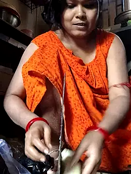 Snapshot of yoursweety09 chatting on 01.11.25 yoursweety09 online show from 01.11.25