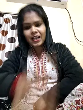 Snapshot of yoursweety09 chatting on 01.17.25 yoursweety09 online show from 01.17.25