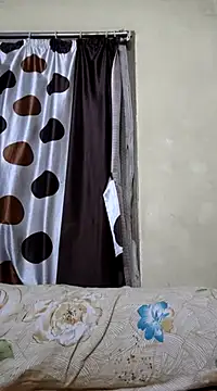 Snapshot of yoursweety09 chatting on 01.22.25 yoursweety09 online show from 01.22.25