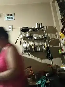 Snapshot of yoursweety09 chatting on 03.04.25 yoursweety09 online show from 03.04.25