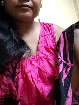 Snapshot of yoursweety09 chatting on 03.08.25 yoursweety09 online show from 03.08.25