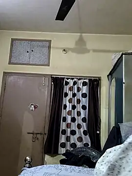 Snapshot of yoursweety09 chatting on 03.10.25 yoursweety09 online show from 03.10.25