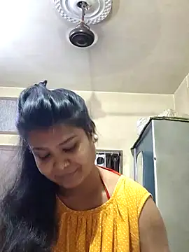 Snapshot of yoursweety09 chatting on 03.15.25 yoursweety09 online show from 03.15.25