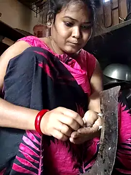 Snapshot of yoursweety09 chatting on 03.18.25 yoursweety09 online show from 03.18.25