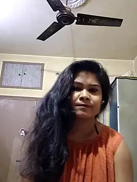 Snapshot of yoursweety09 chatting on 03.21.25 yoursweety09 online show from 03.21.25