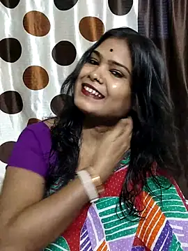 Snapshot of yoursweety09 chatting on 10.09.25 yoursweety09 online show from 10.09.25