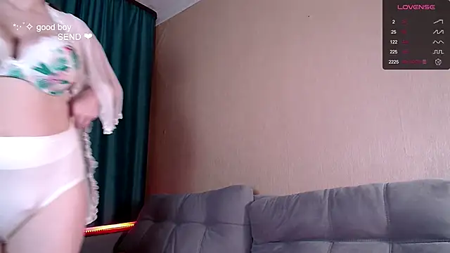 Snapshot of Ambrosia_nectar chatting on 10.25.25 Ambrosia nectar online show from 10.25.25