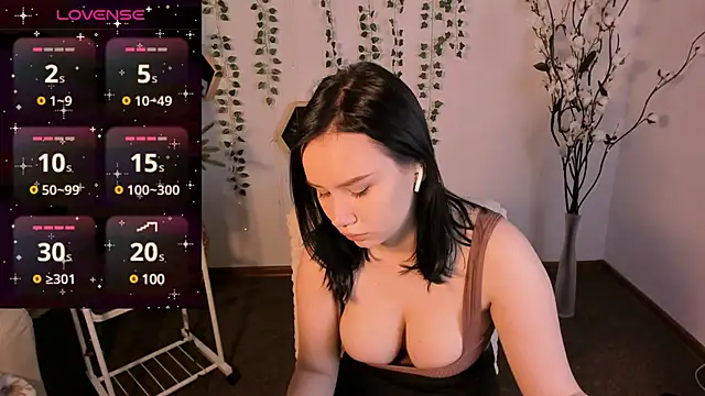 Alisia Mars online show from 12.31.24