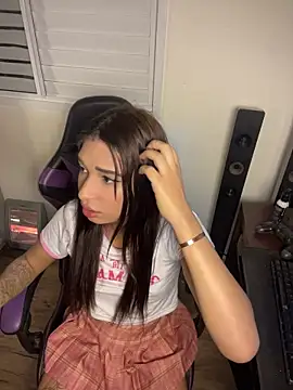 Gabyzinha ni online show from 06.17.26