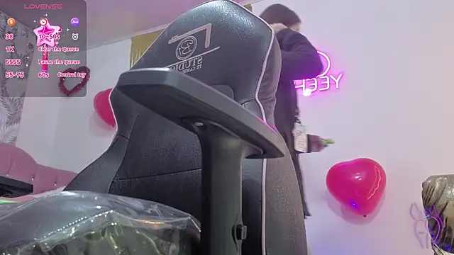 Laylafoxy tay online show from 02.18.26