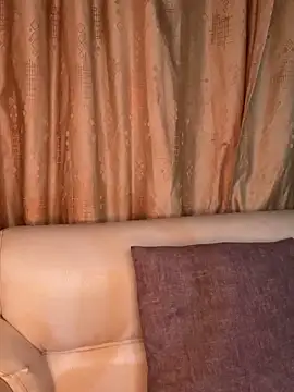 Im Valen Cute online show from 03.27.26