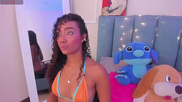 Amber  Sanchez online show from 12.21.24