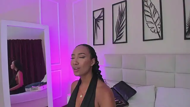 Amber  Sanchez online show from 01.24.25