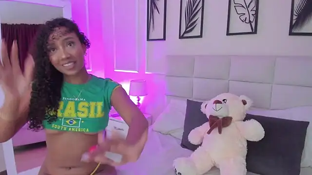 Amber  Sanchez online show from 02.28.25