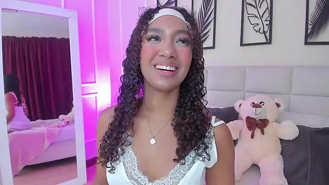 Amber  Sanchez online show from 03.06.25