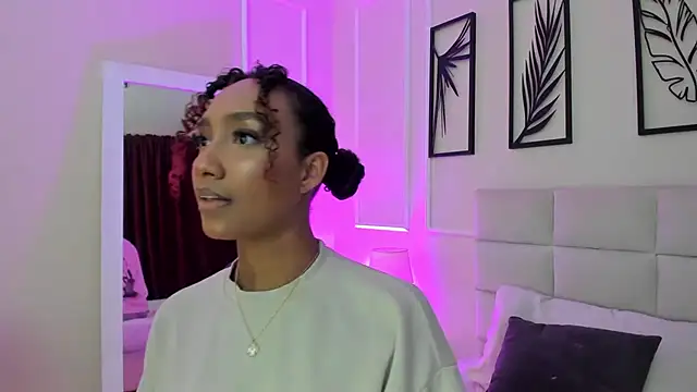 Amber  Sanchez online show from 03.07.25