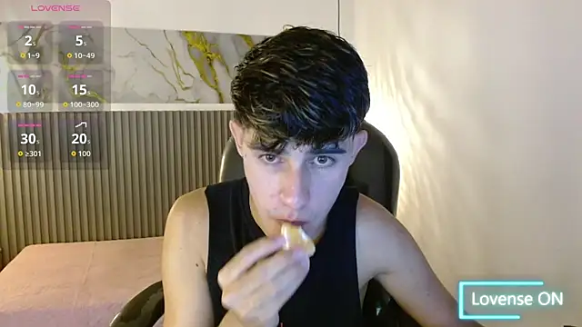 Dyla n18 online show from 11.16.25