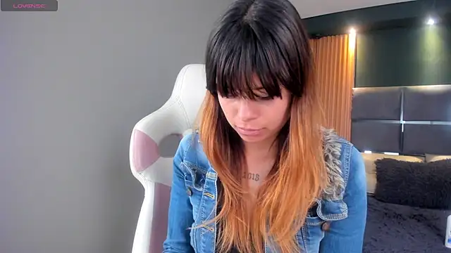Antonella Torres2 online show from 12.09.24