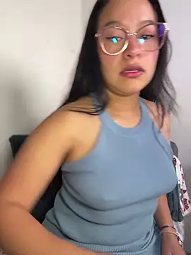 Liulee online show from 12.14.25