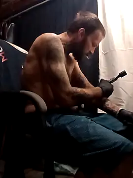 Snapshot of Whipit323 chatting on 03.01.26 Whipit323 online show from 03.01.26