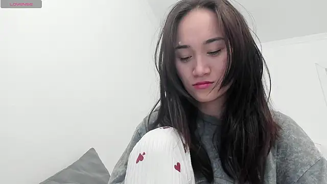 aenie online show from 03.11.25