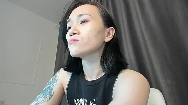 aenie online show from 12.19.25