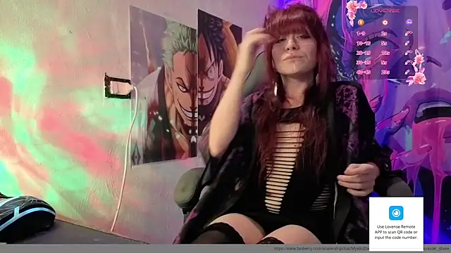 Snapshot of complicata_mente chatting on 09.27.25 complicata mente online show from 09.27.25