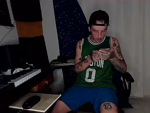 Snapshot of patrik_tattoo_ chatting on 02.03.25 patrik tattoo online show from 02.03.25