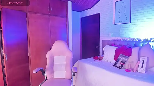 Kitty Pam online show from 03.16.26