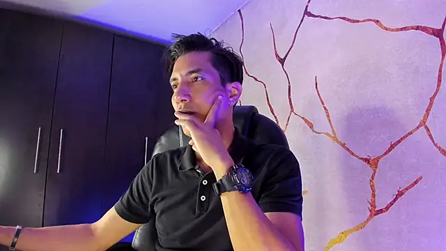 EdwardVlad online show from 12.04.24