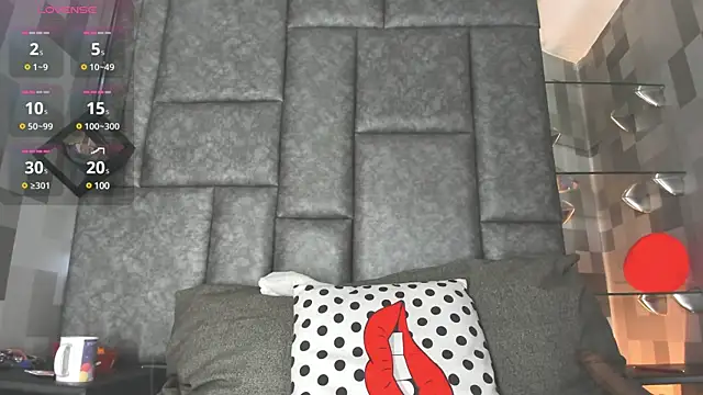 Snapshot of Corina_Taylor_ chatting on 03.19.25 Corina Taylor online show from 03.19.25