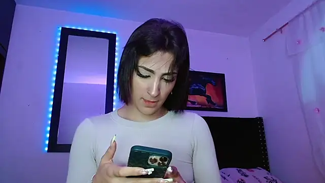 Triana Damelio online show from 10.03.25