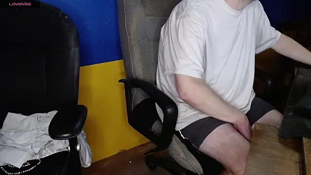 shyhuskyguy online show from 12.05.25