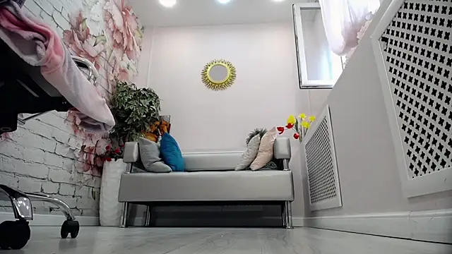 Snapshot of Cutie_Asya chatting on 05.13.26 Cutie Asya online show from 05.13.26