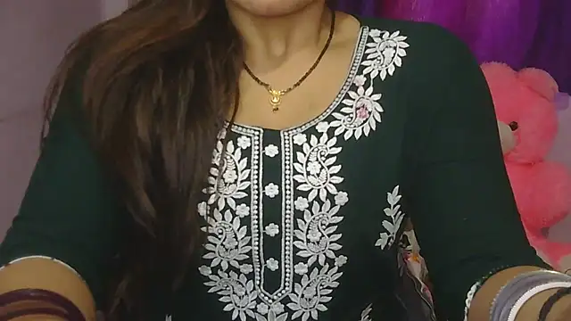 cutie-taara online show from 02.21.26