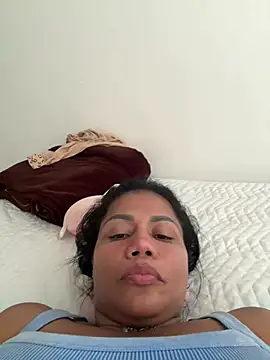 KarenGuzman  online show from 03.12.25