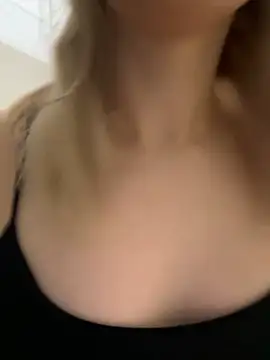 Eva Millss online show from 12.15.24