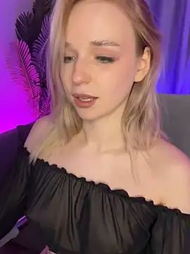 Eva Millss online show from 01.17.25
