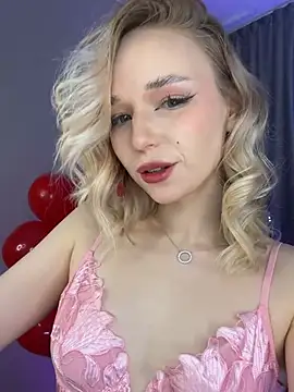 Eva Millss online show from 02.14.25