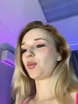 Eva Millss online show from 03.02.25