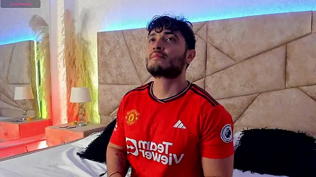 JossAckland online show from 01.18.26