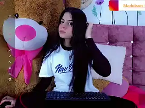 Madisson Ivanova online show from 12.02.24