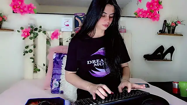 Madisson Ivanova online show from 01.10.25