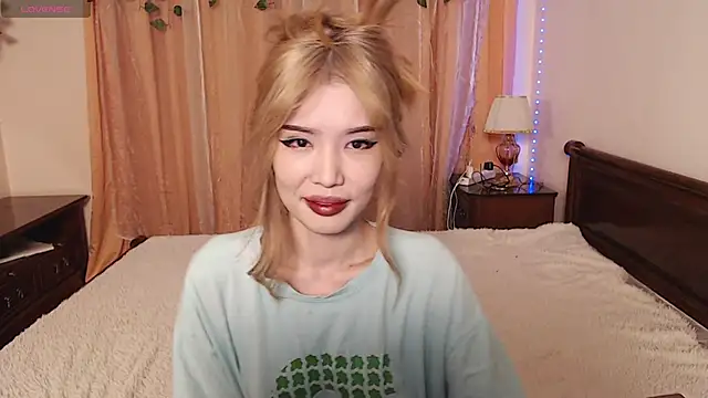 Snapshot of Velvetsky_1 chatting on 01.16.25 Velvetsky 1 online show from 01.16.25