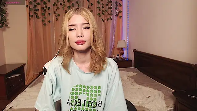 Snapshot of Velvetsky_1 chatting on 01.16.25 Velvetsky 1 online show from 01.16.25