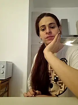 Snapshot of perla97 chatting on 10.26.25 perla97 online show from 10.26.25